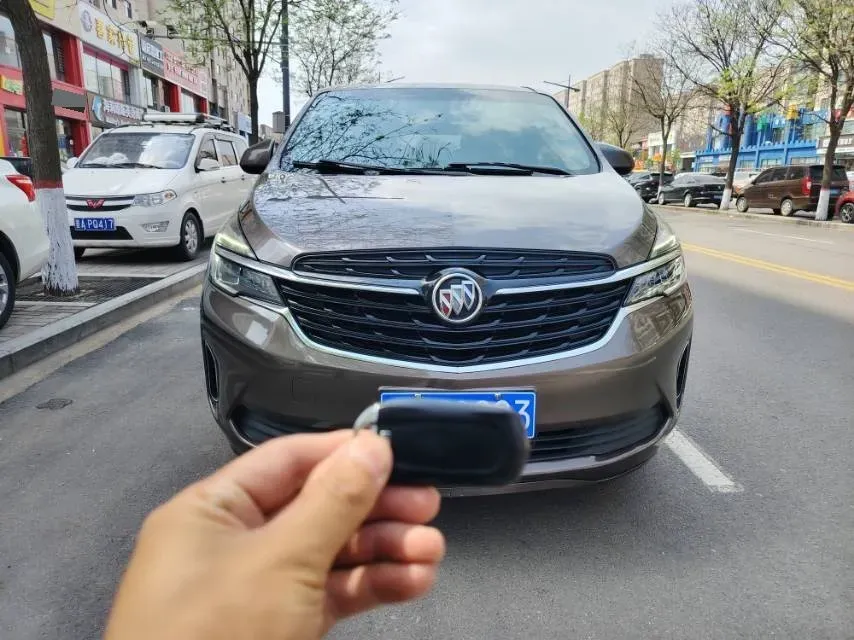 2022 Buick GL8 2.0T 237HP L4 9AT,autocango,china used car exporter,china ev exporter,chinese used car exporter,chinese used ev exporter