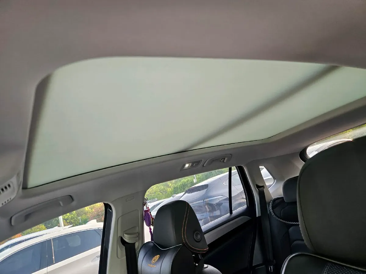 2021 Volkswagen Tayron 2.0T 186HP L4 7DCT,autocango,china used car exporter,china ev exporter,chinese used car exporter,chinese used ev exporter