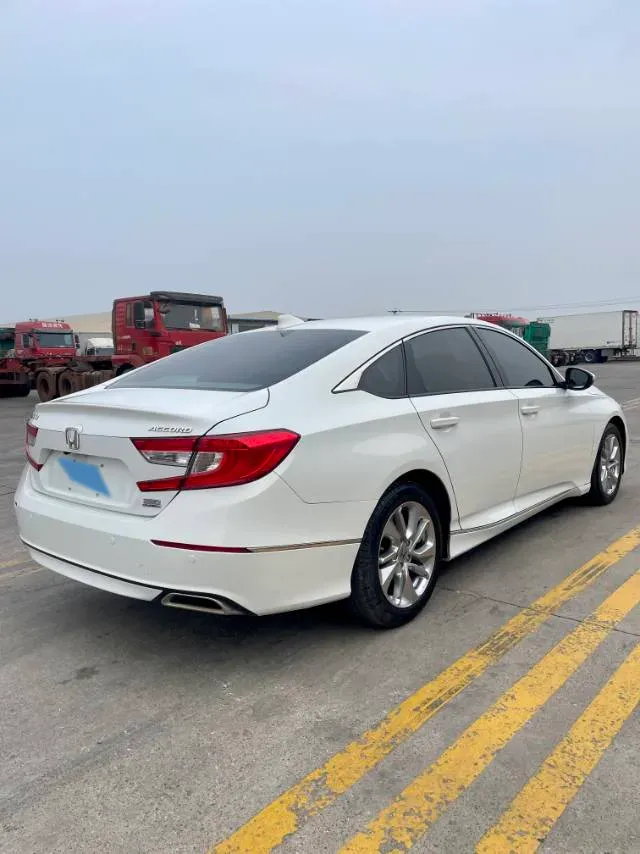 2018 Honda Accord 1.5T 194HP L4 CVT,autocango,china used car exporter,china ev exporter,chinese used car exporter,chinese used ev exporter