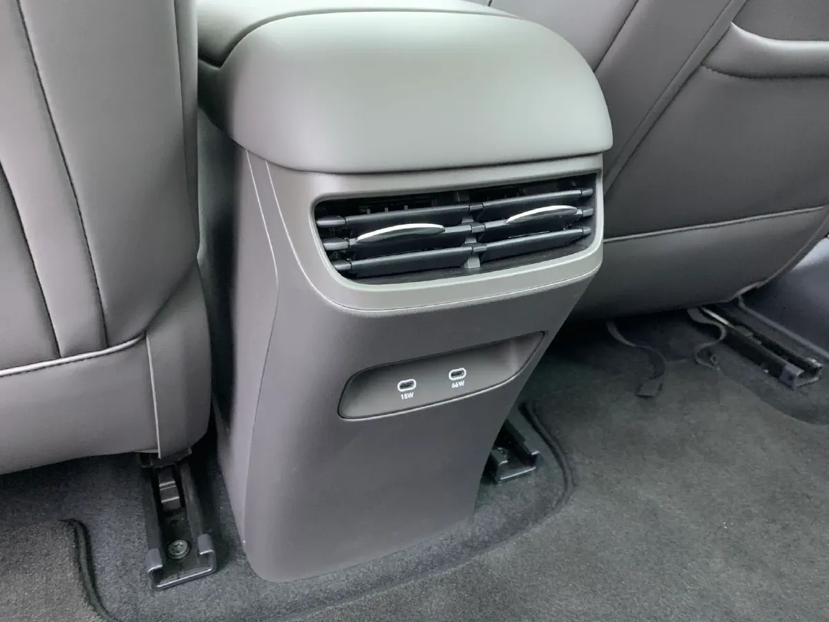 2025 HIMA Shangjie H5 REEV 98HP REEV,autocango,china used car exporter,china ev exporter,chinese used car exporter,chinese used ev exporter