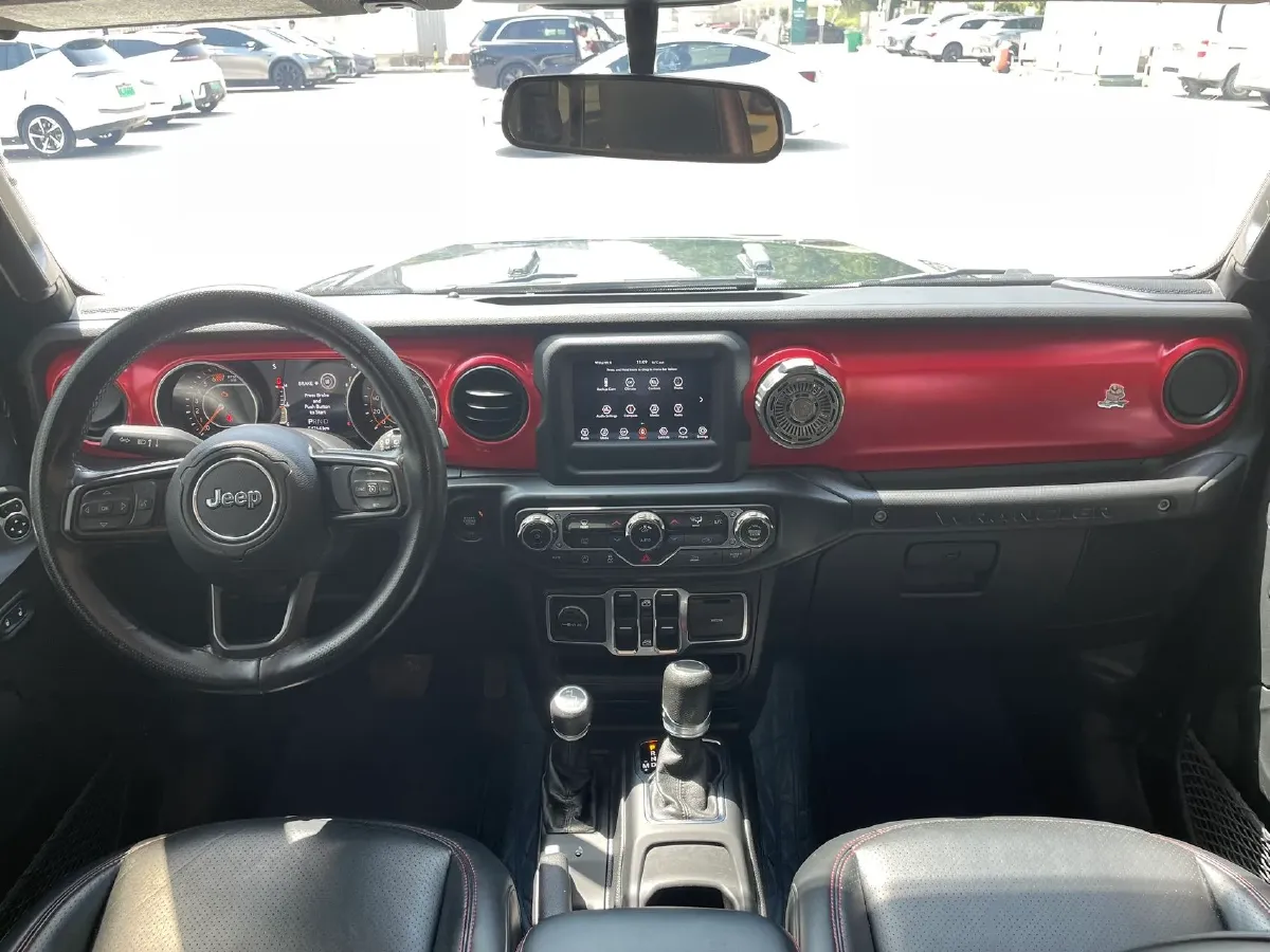 2022 Jeep Wrangler 2.0T 266HP L4 8AT,autocango,china used car exporter,china ev exporter,chinese used car exporter,chinese used ev exporter