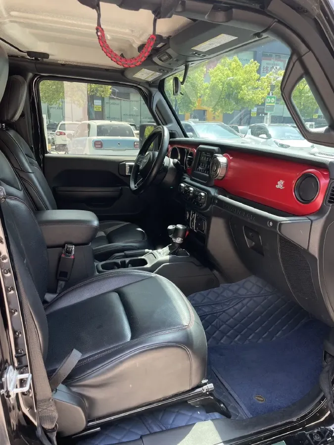 2022 Jeep Wrangler 2.0T 266HP L4 8AT,autocango,china used car exporter,china ev exporter,chinese used car exporter,chinese used ev exporter