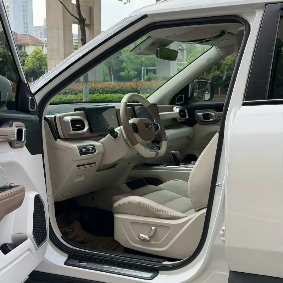 2020 Geely ICON 1.5T 177HP L3 7DCT,autocango,china used car exporter,china ev exporter,chinese used car exporter,chinese used ev exporter