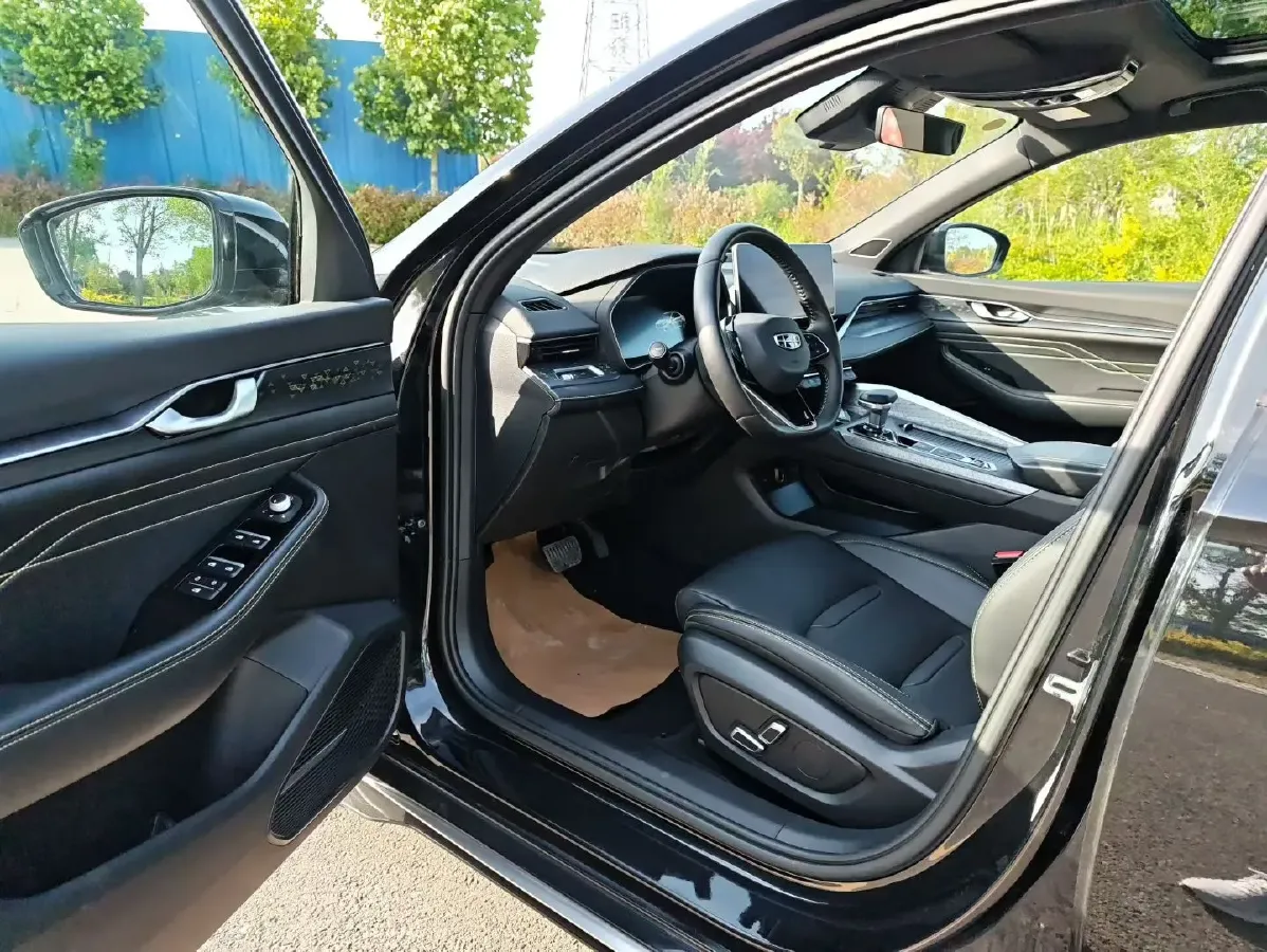 2023 Geely Preface 1.5T 181HP L4 7DCT,autocango,china used car exporter,china ev exporter,chinese used car exporter,chinese used ev exporter