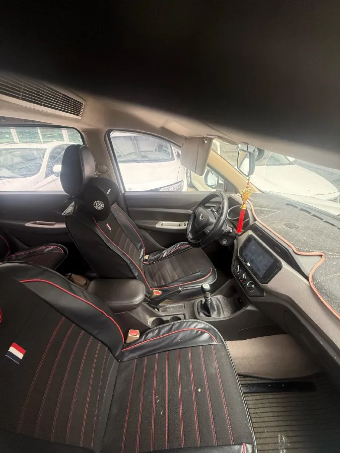 2019 WuLing HongGuang 1.5L 99HP L4 6MT,autocango,china used car exporter,china ev exporter,chinese used car exporter,chinese used ev exporter