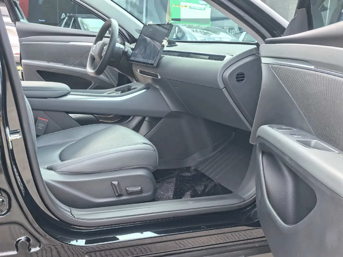 2024 Xpeng MONA M03 BEV 62.2KWH,autocango,china used car exporter,china ev exporter,chinese used car exporter,chinese used ev exporter