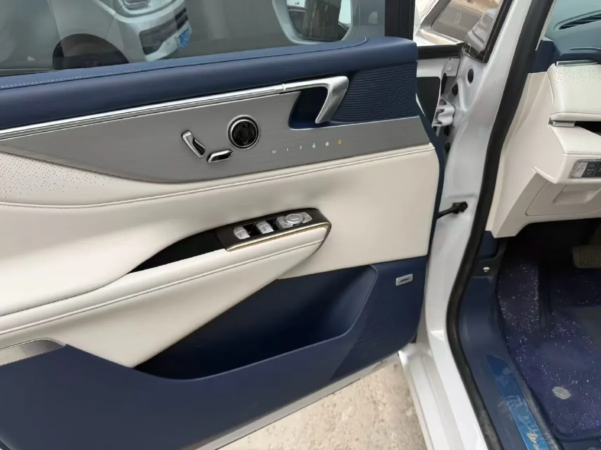 2024 Buick GL8 1.5T 180HP L4 2DHT PHEV 24.4KWH,autocango,china used car exporter,china ev exporter,chinese used car exporter,chinese used ev exporter