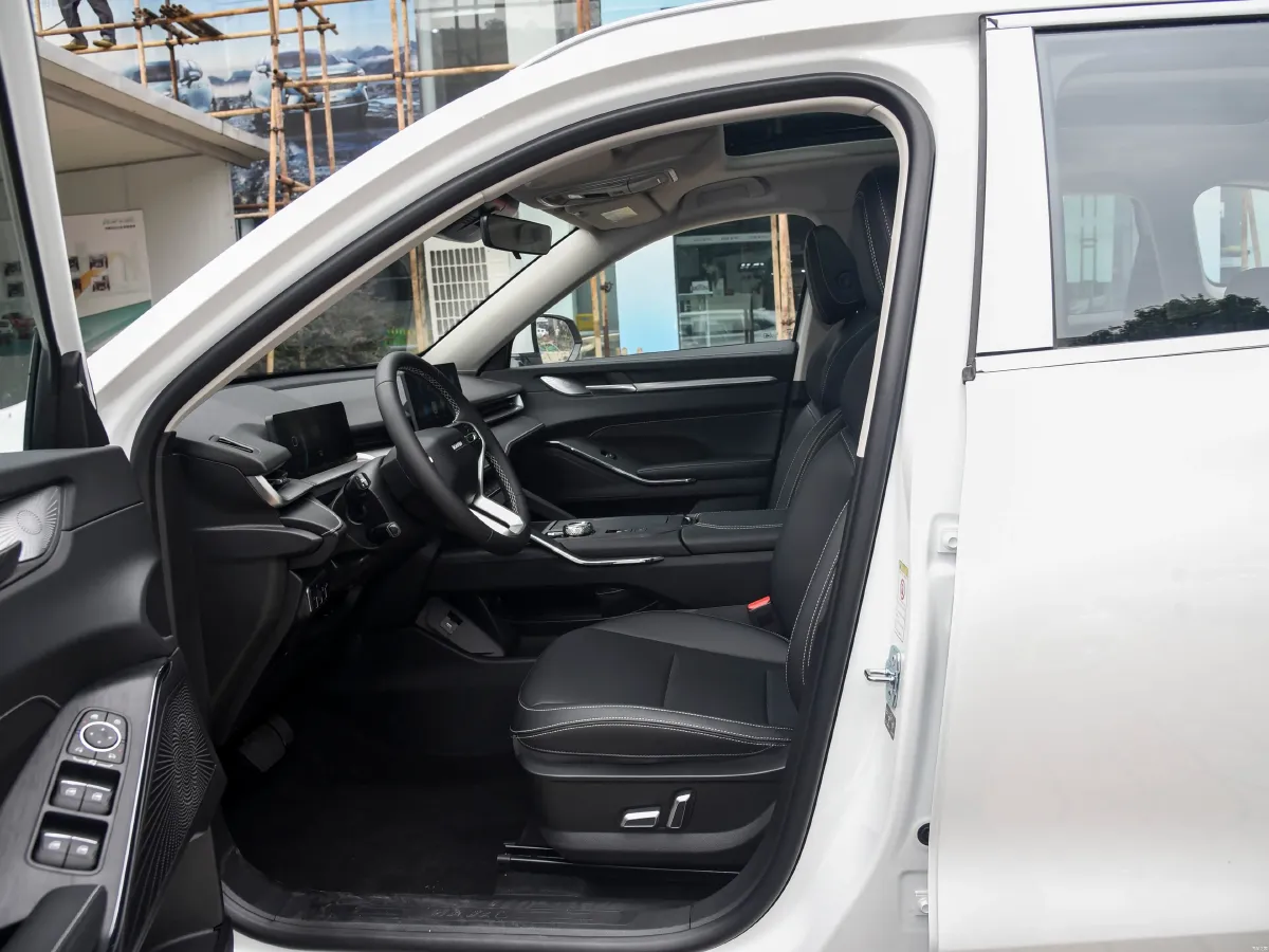 2023 Haval H6 1.5T 154HP L4 2DHT PHEV 19.94KWH,autocango,china used car exporter,china ev exporter,chinese used car exporter,chinese used ev exporter