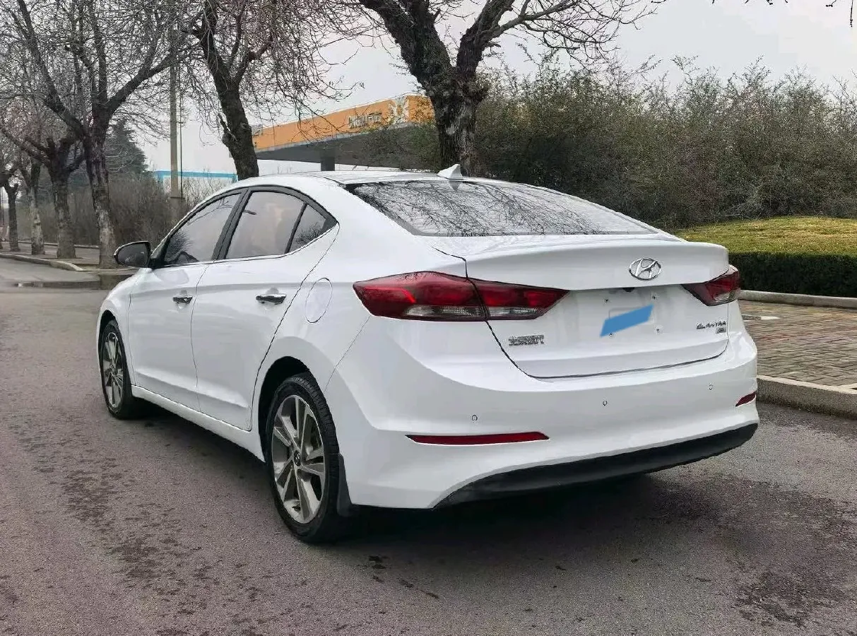 2016 Hyundai Elantra 1.6L 130HP L4 6AT,autocango,china used car exporter,china ev exporter,chinese used car exporter,chinese used ev exporter