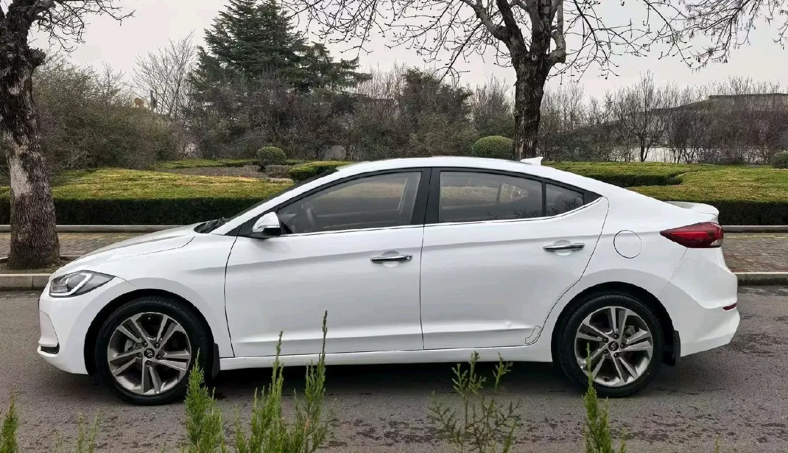 2016 Hyundai Elantra 1.6L 130HP L4 6AT,autocango,china used car exporter,china ev exporter,chinese used car exporter,chinese used ev exporter
