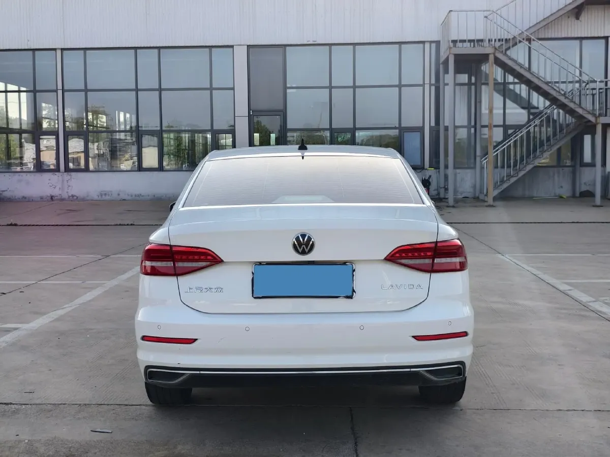 2021 Volkswagen Lavida 1.5L 113HP L4 6AT,autocango,china used car exporter,china ev exporter,chinese used car exporter,chinese used ev exporter