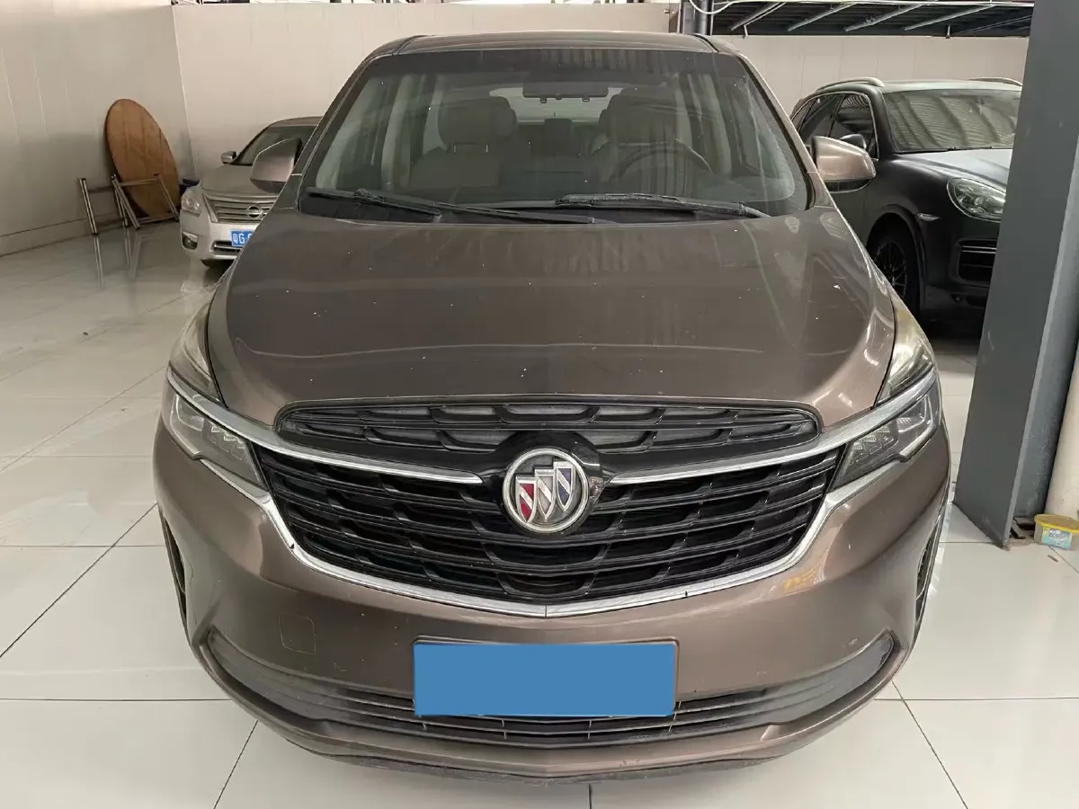 2022 Buick GL8 2.0T 237HP L4 9AT,autocango,china used car exporter,china ev exporter,chinese used car exporter,chinese used ev exporter