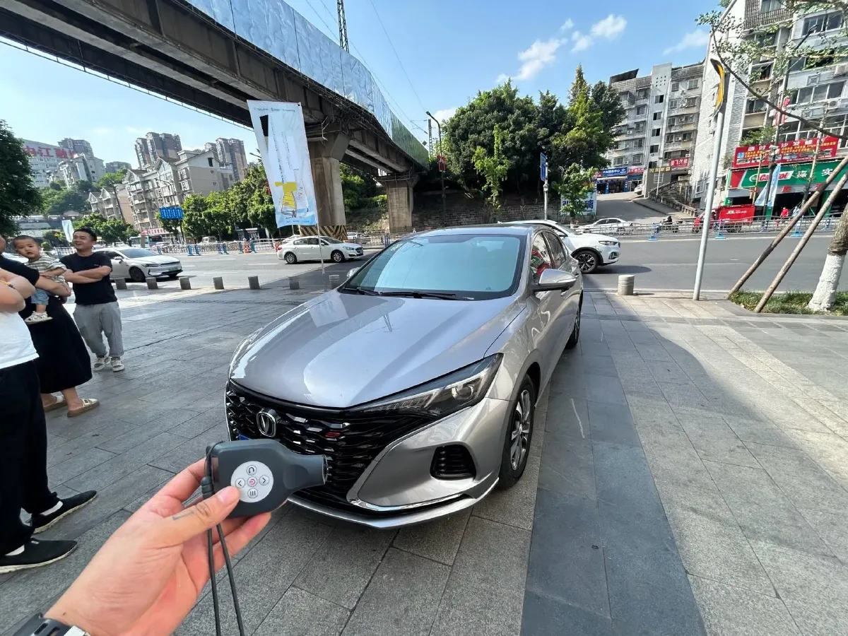2021 ChangAn Eado 1.4T 160HP L4 7DCT,autocango,china used car exporter,china ev exporter,chinese used car exporter,chinese used ev exporter