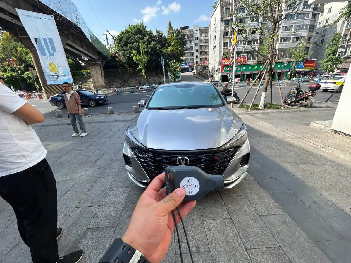 2021 ChangAn Eado 1.4T 160HP L4 7DCT,autocango,china used car exporter,china ev exporter,chinese used car exporter,chinese used ev exporter