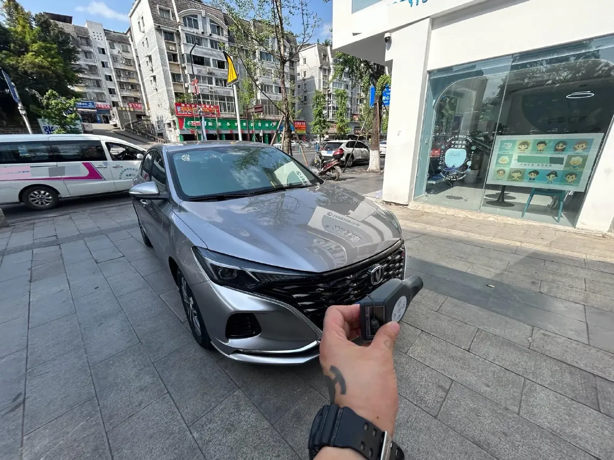 2021 ChangAn Eado 1.4T 160HP L4 7DCT,autocango,china used car exporter,china ev exporter,chinese used car exporter,chinese used ev exporter