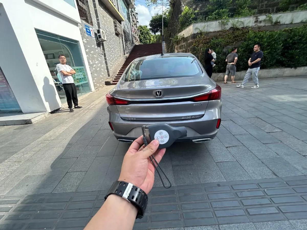 2021 ChangAn Eado 1.4T 160HP L4 7DCT,autocango,china used car exporter,china ev exporter,chinese used car exporter,chinese used ev exporter