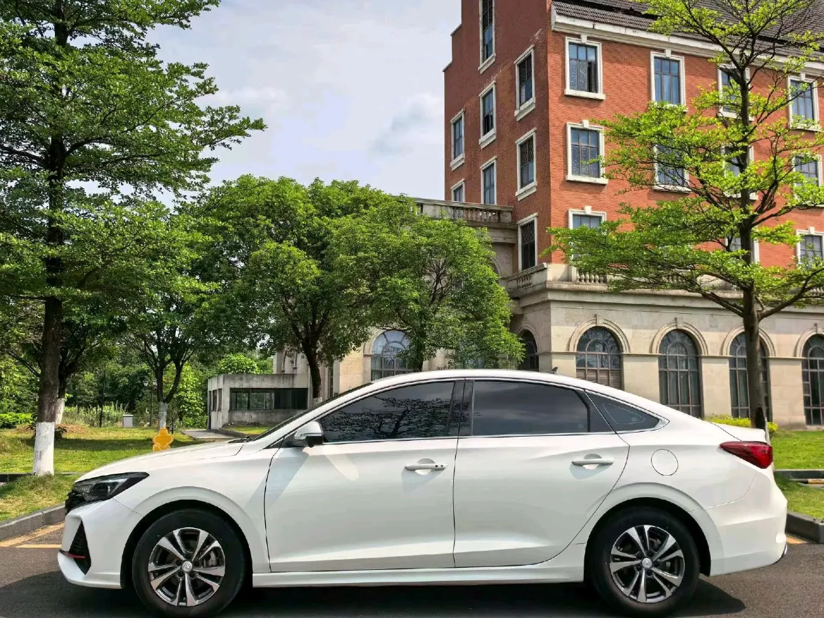 2023 ChangAn Eado 1.4T 160HP L4 7DCT,autocango,china used car exporter,china ev exporter,chinese used car exporter,chinese used ev exporter