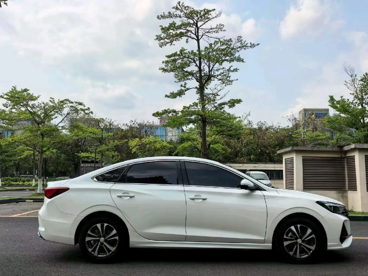 2023 ChangAn Eado 1.4T 160HP L4 7DCT,autocango,china used car exporter,china ev exporter,chinese used car exporter,chinese used ev exporter