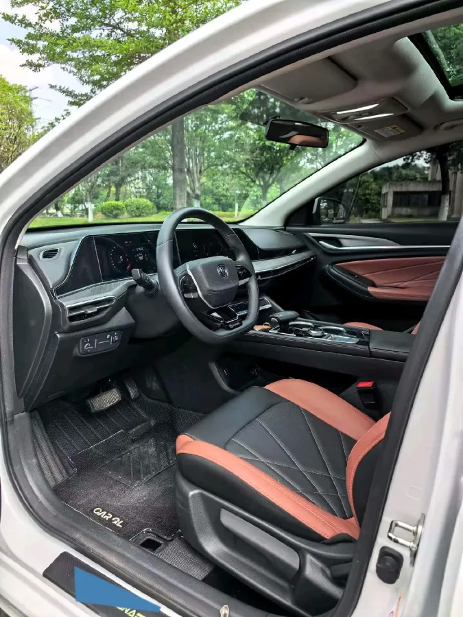 2023 ChangAn Eado 1.4T 160HP L4 7DCT,autocango,china used car exporter,china ev exporter,chinese used car exporter,chinese used ev exporter