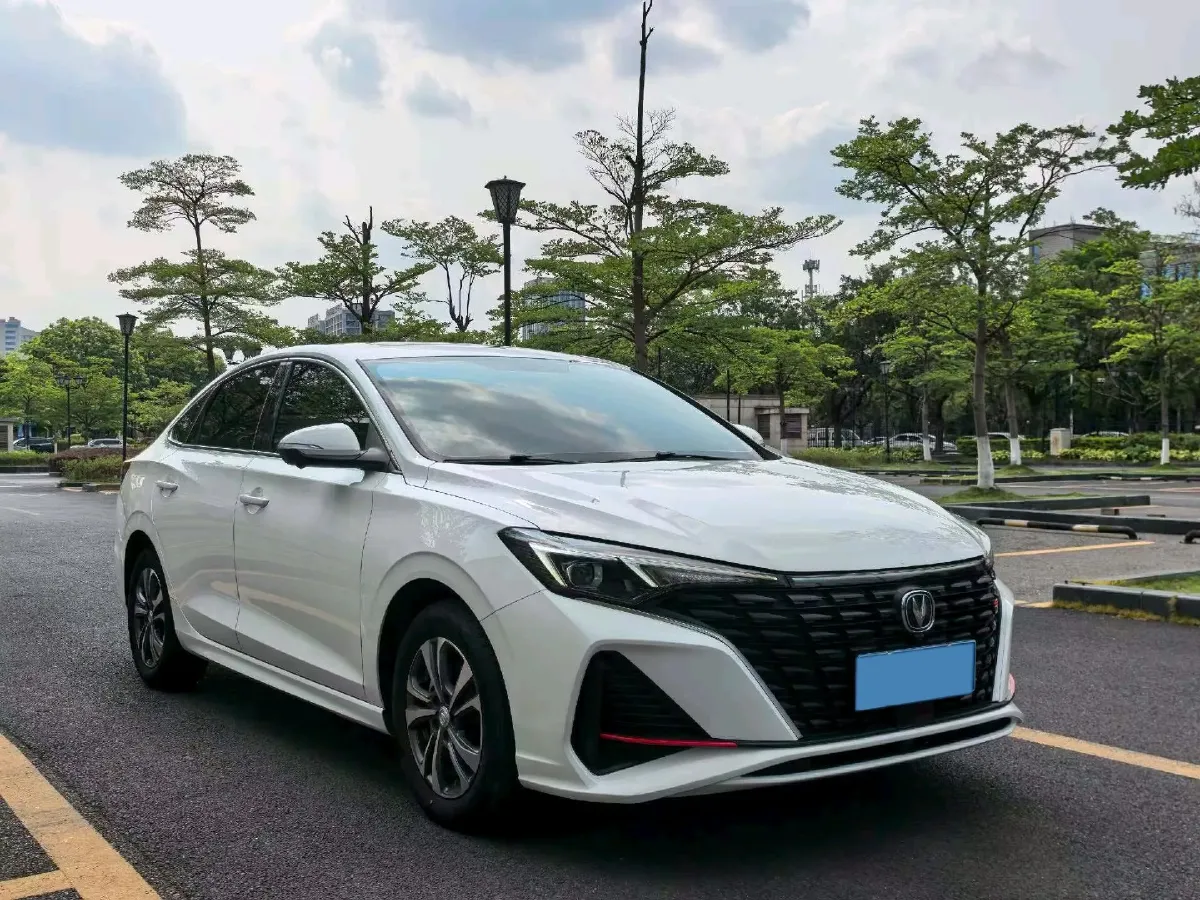 2023 ChangAn Eado 1.4T 160HP L4 7DCT,autocango,china used car exporter,china ev exporter,chinese used car exporter,chinese used ev exporter