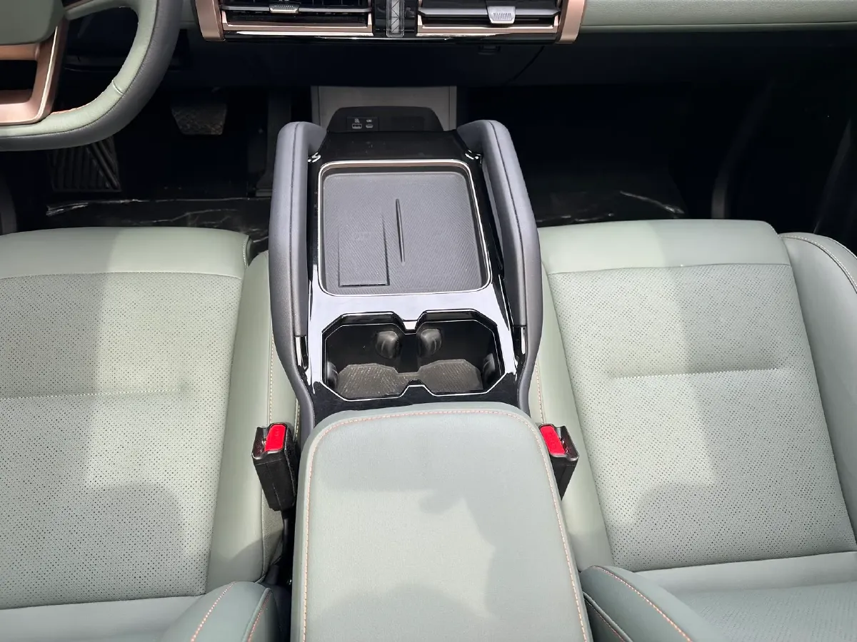 2024 iCAR iCAR 03 BEV 50.63KWH,autocango,china used car exporter,china ev exporter,chinese used car exporter,chinese used ev exporter