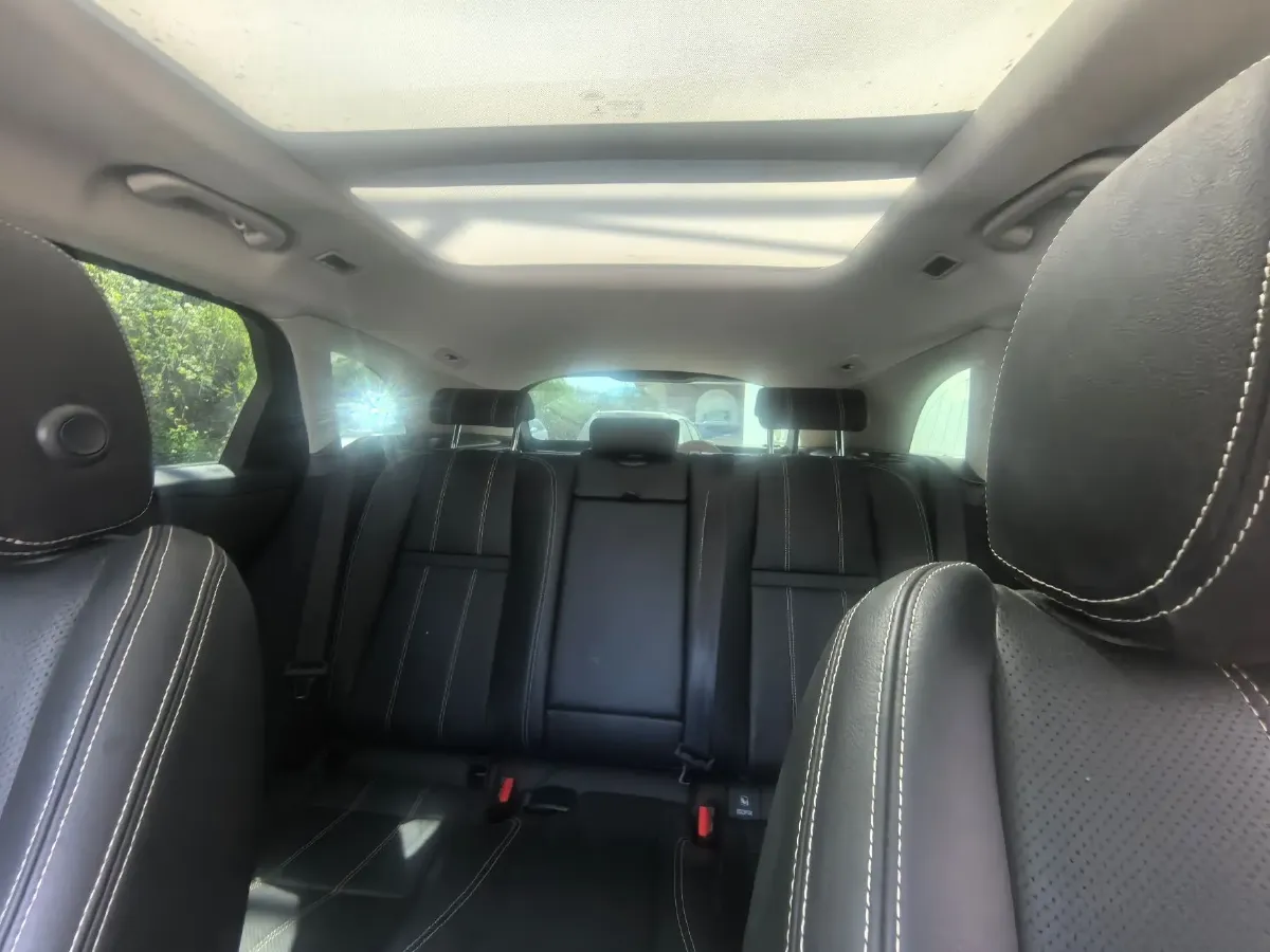 2018 Land Rover Range Rover Velar 3.0T 380HP V6 8AT,autocango,china used car exporter,china ev exporter,chinese used car exporter,chinese used ev exporter