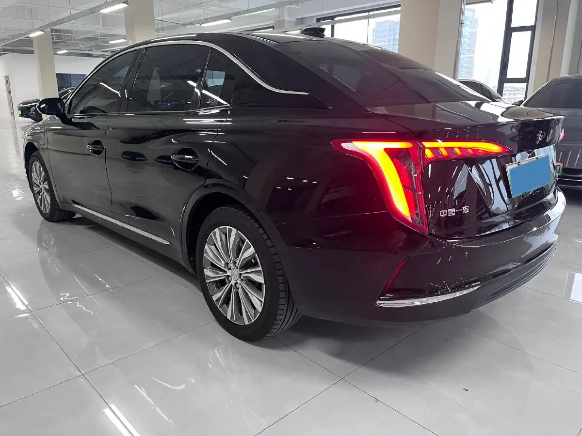 2024 HongQi E-QM5 BEV 72KWH,autocango,china used car exporter,china ev exporter,chinese used car exporter,chinese used ev exporter