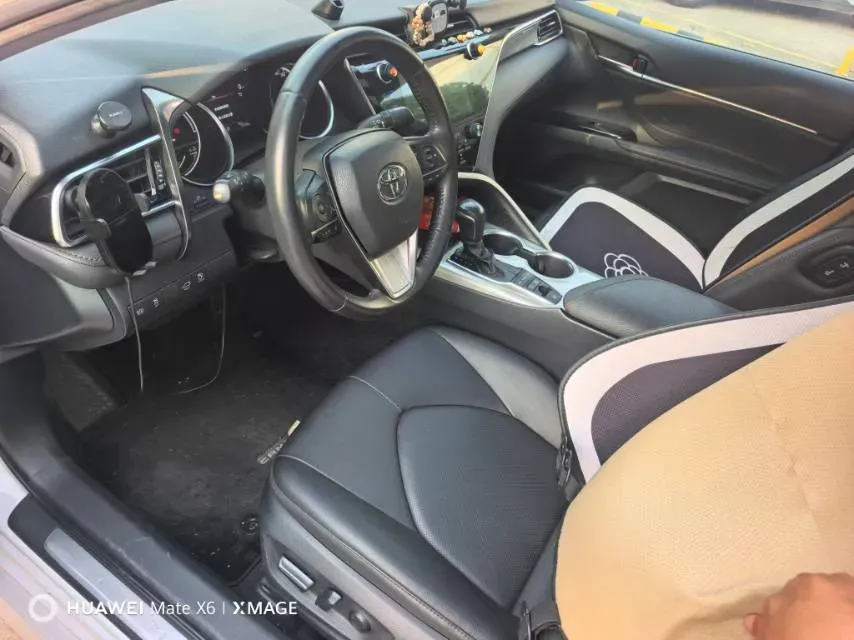 2019 Toyota Camry 2.5L 178HP L4 E-CVT Hybrid,autocango,china used car exporter,china ev exporter,chinese used car exporter,chinese used ev exporter