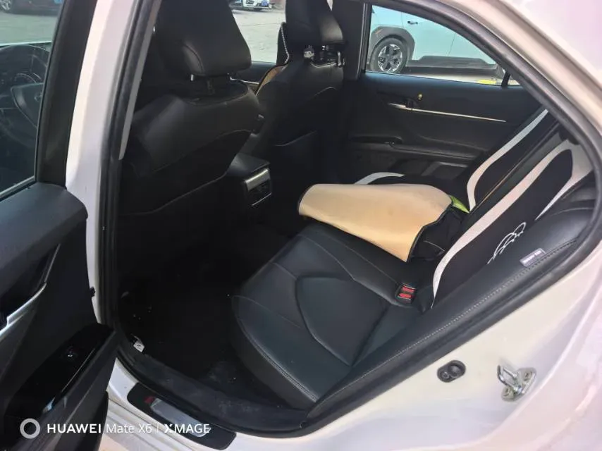 2019 Toyota Camry 2.5L 178HP L4 E-CVT Hybrid,autocango,china used car exporter,china ev exporter,chinese used car exporter,chinese used ev exporter