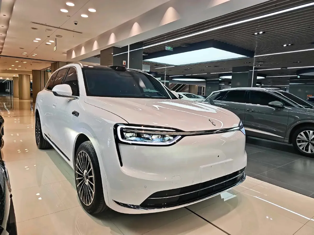 2026 AITO AITO M7 REEV 160HP REEV,autocango,china used car exporter,china ev exporter,chinese used car exporter,chinese used ev exporter