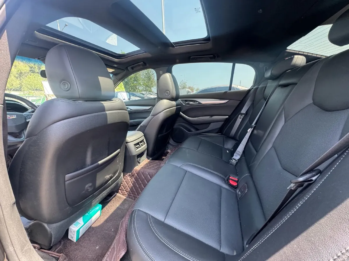 2022 Cadillac CT5 2.0T 237HP L4 10AT,autocango,china used car exporter,china ev exporter,chinese used car exporter,chinese used ev exporter