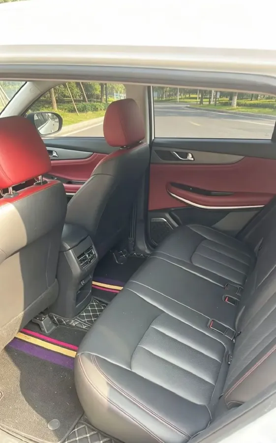 2022 ChangAn CS75 1.5T 180HP L4 7DCT,autocango,china used car exporter,china ev exporter,chinese used car exporter,chinese used ev exporter