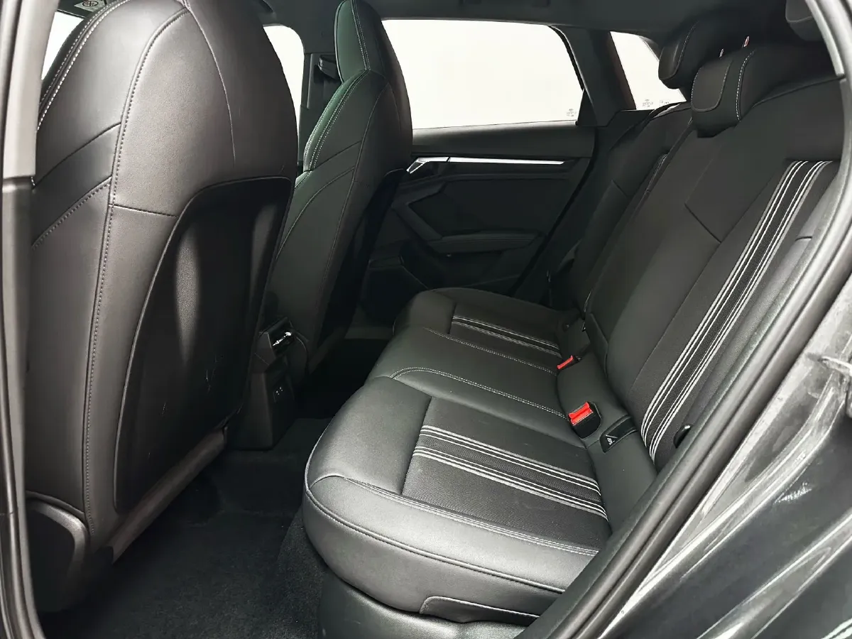 2024 Audi A3 1.4T 150HP L4 7DCT,autocango,china used car exporter,china ev exporter,chinese used car exporter,chinese used ev exporter