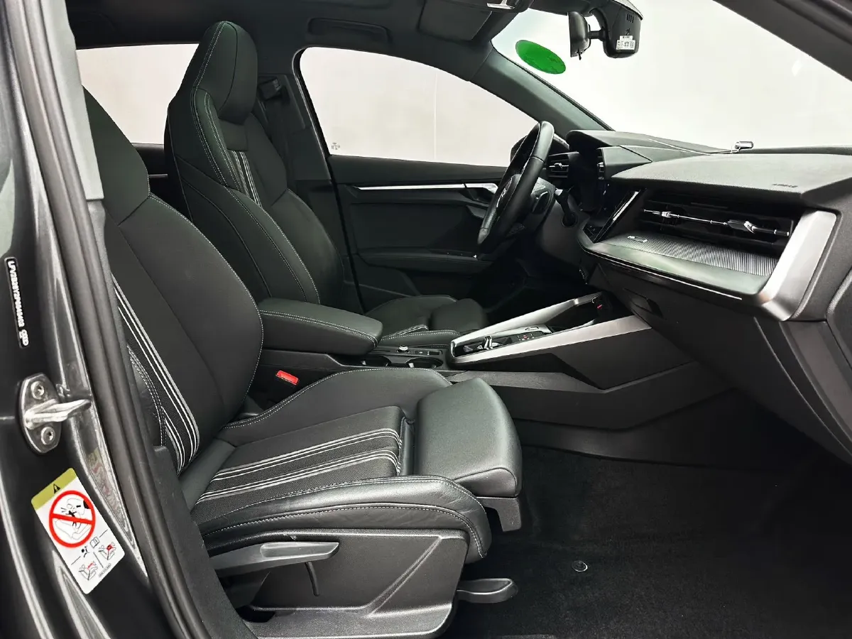 2024 Audi A3 1.4T 150HP L4 7DCT,autocango,china used car exporter,china ev exporter,chinese used car exporter,chinese used ev exporter