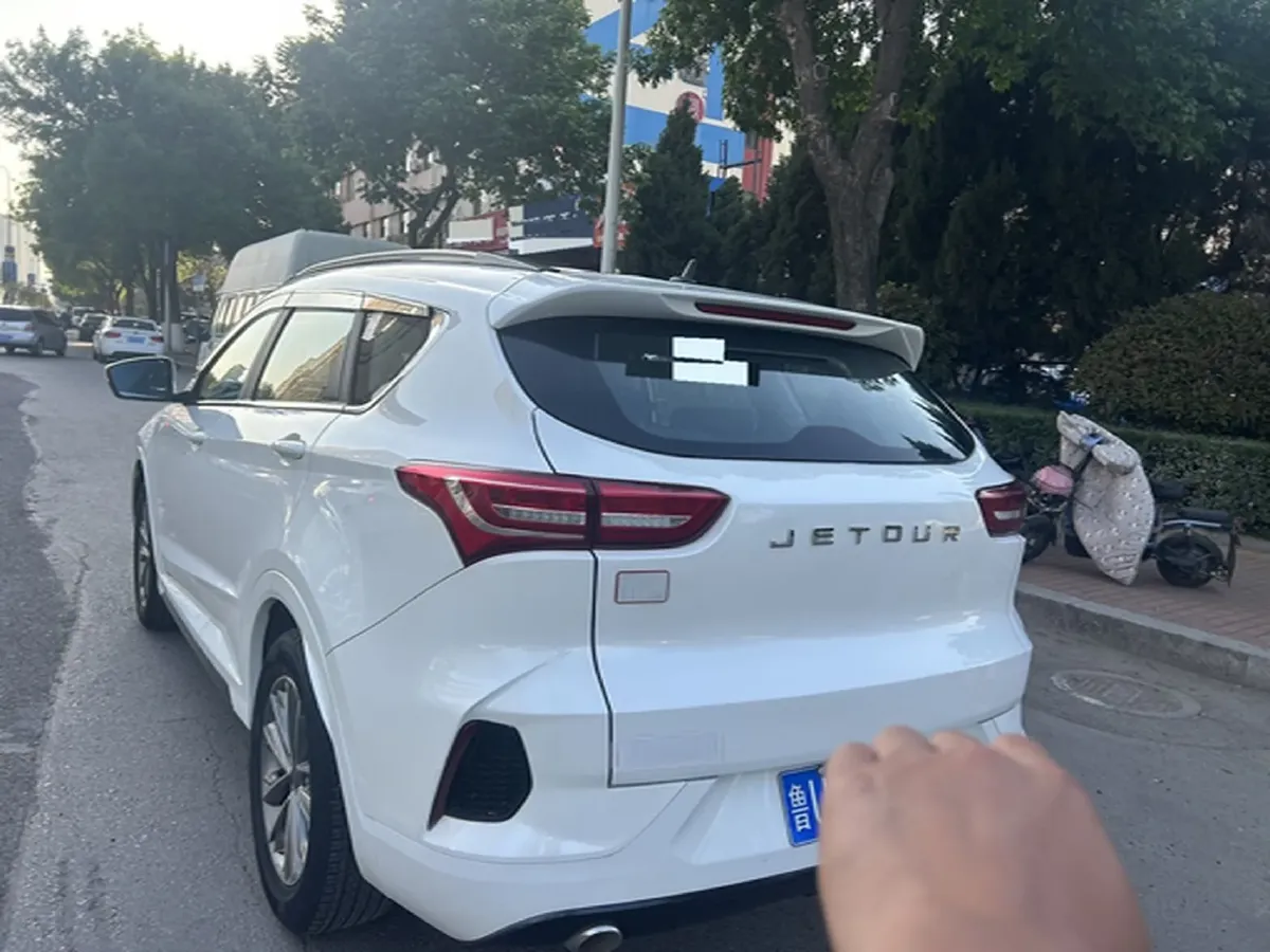 2020 Jetour X70 1.5T 156HP L4 6MT,autocango,china used car exporter,china ev exporter,chinese used car exporter,chinese used ev exporter