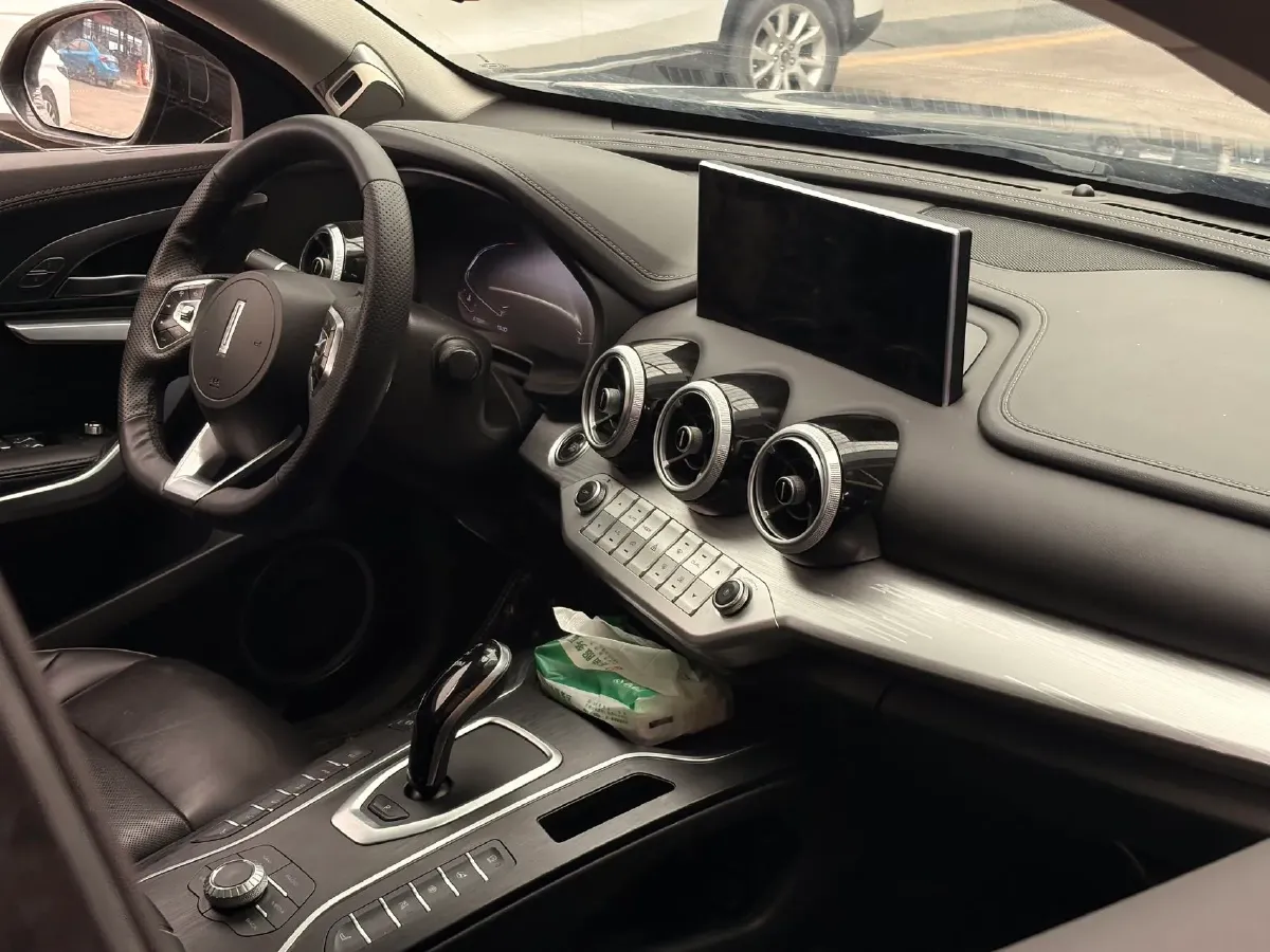 2020 WEY VV7 2.0T 227HP L4 7DCT,autocango,china used car exporter,china ev exporter,chinese used car exporter,chinese used ev exporter