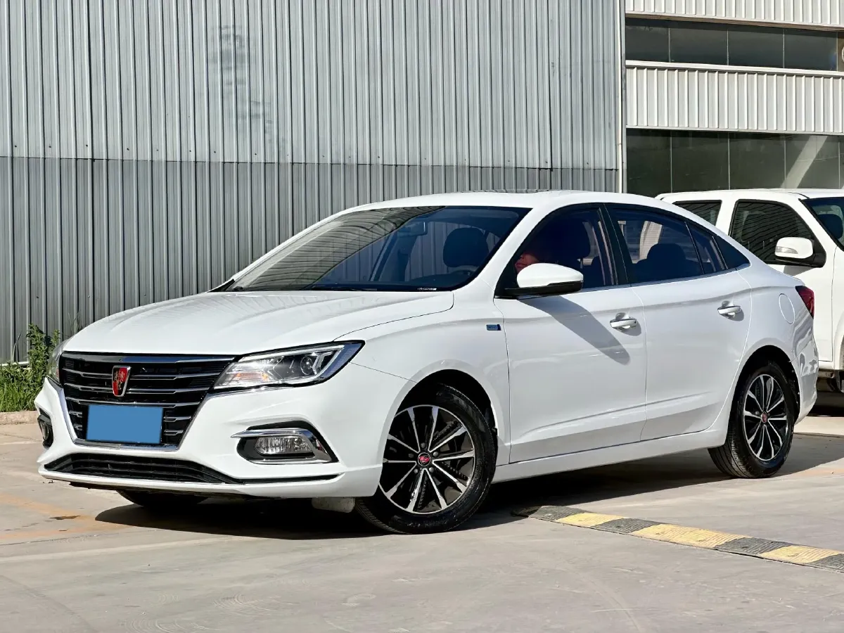 2019 Roewe i5 1.5L 120HP L4 5MT,autocango,china used car exporter,china ev exporter,chinese used car exporter,chinese used ev exporter