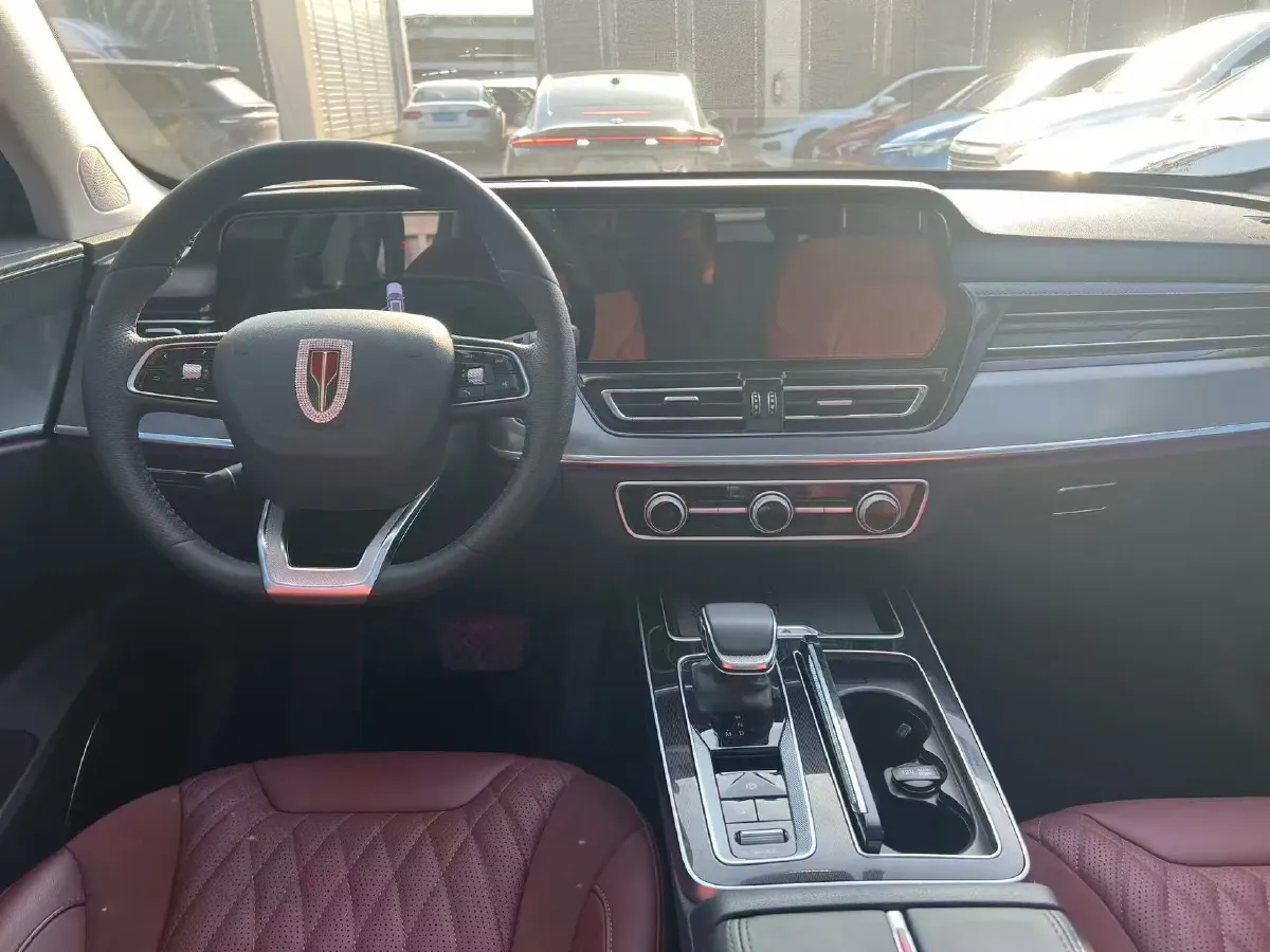 2023 HongQi HS5 2.0T 252HP L4 8AT,autocango,china used car exporter,china ev exporter,chinese used car exporter,chinese used ev exporter