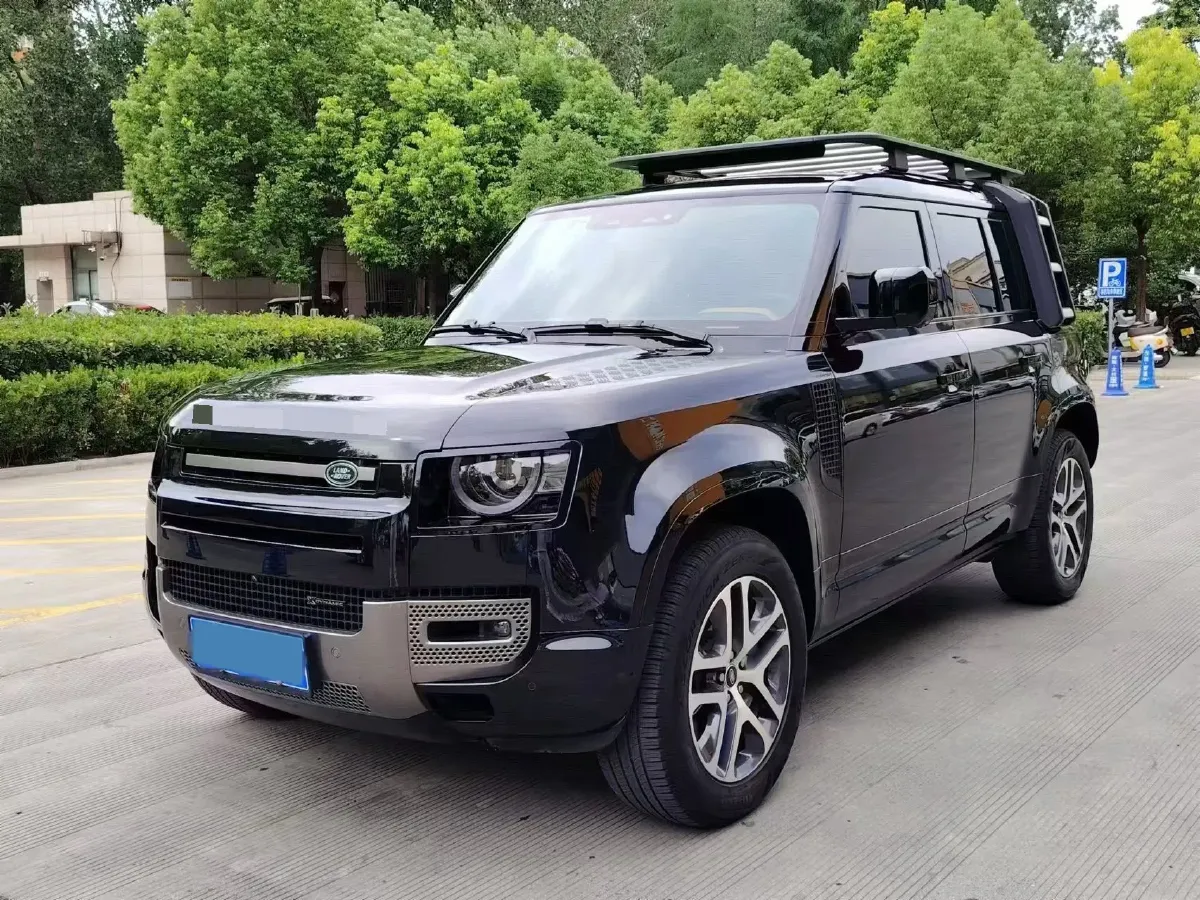 2022 Land Rover Defender 3.0T 400HP L6 8AT,autocango,china used car exporter,china ev exporter,chinese used car exporter,chinese used ev exporter