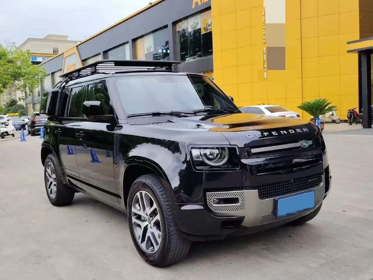 2022 Land Rover Defender 3.0T 400HP L6 8AT,autocango,china used car exporter,china ev exporter,chinese used car exporter,chinese used ev exporter