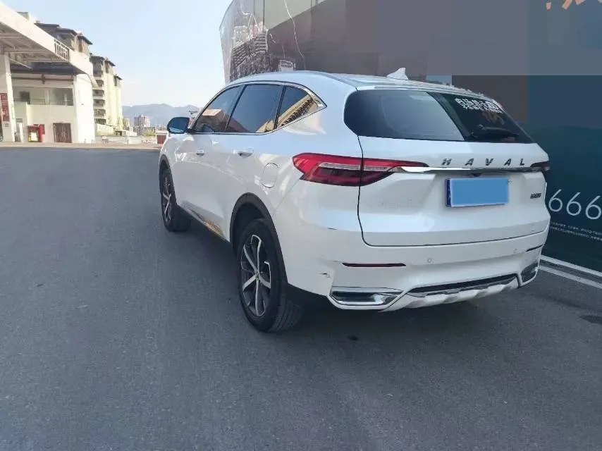 2020 Haval F7 2.0T 224HP L4 7DCT,autocango,china used car exporter,china ev exporter,chinese used car exporter,chinese used ev exporter