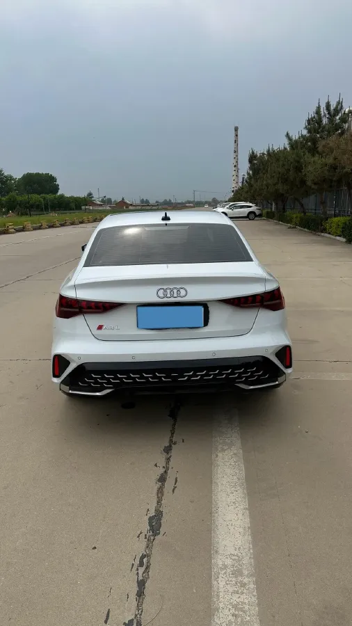 2025 Audi A3 1.5T 160HP L4 7DCT,autocango,china used car exporter,china ev exporter,chinese used car exporter,chinese used ev exporter