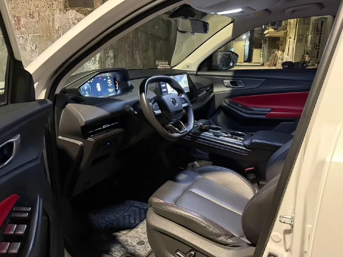 2022 ChangAn CS55 Plus 1.5T 180HP L4 7DCT,autocango,china used car exporter,china ev exporter,chinese used car exporter,chinese used ev exporter