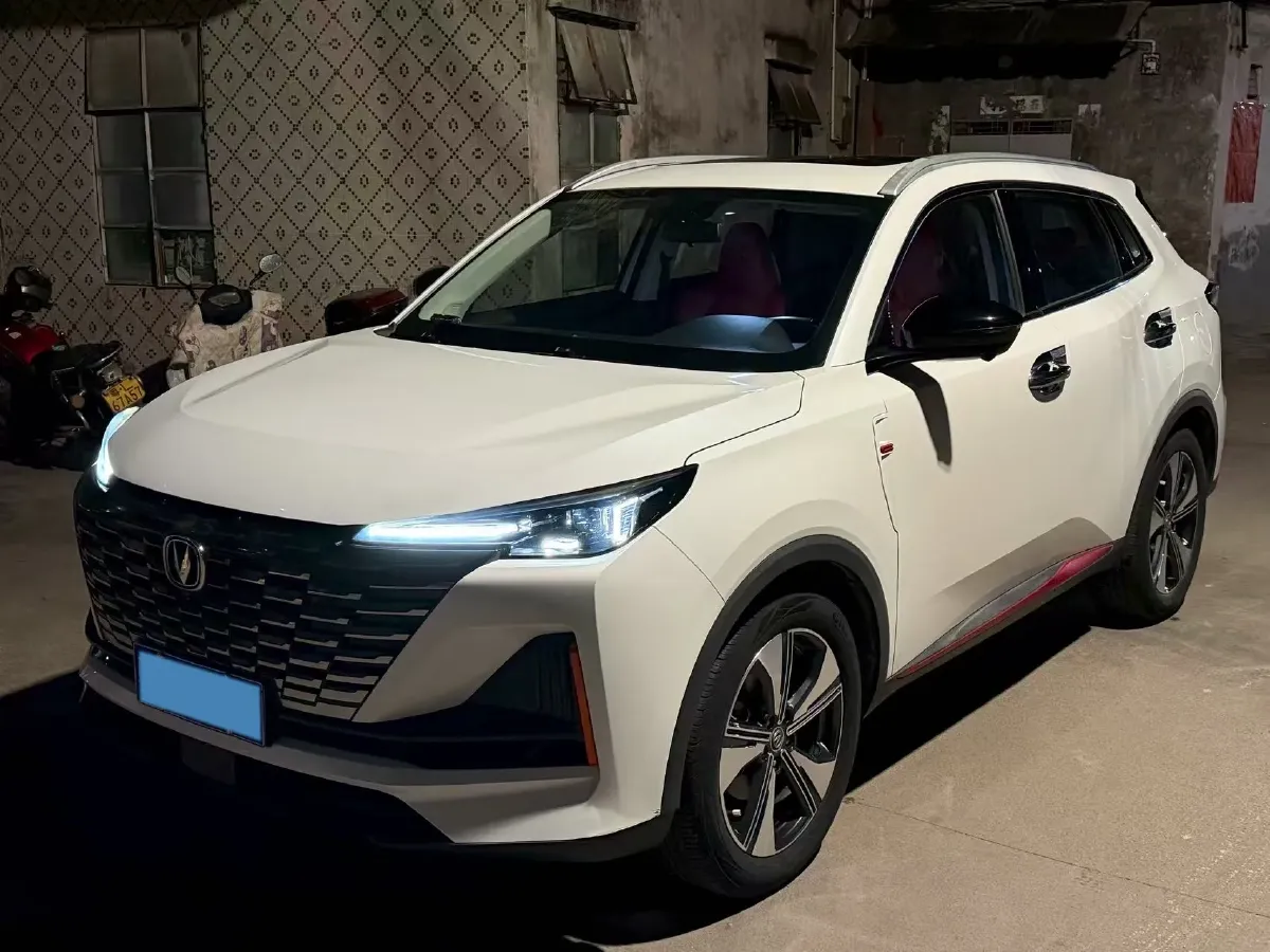 2022 ChangAn CS55 Plus 1.5T 180HP L4 7DCT,autocango,china used car exporter,china ev exporter,chinese used car exporter,chinese used ev exporter