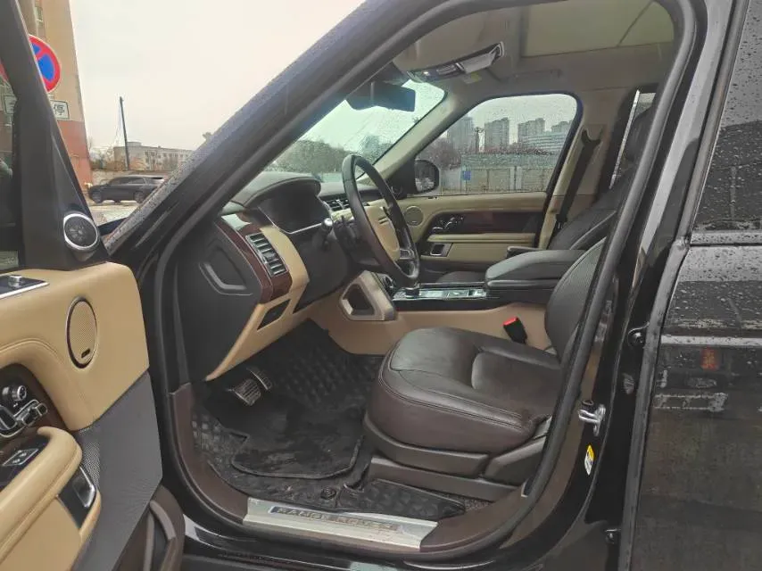 2021 Land Rover Range Rover 3.0T 400HP L6 8AT,autocango,china used car exporter,china ev exporter,chinese used car exporter,chinese used ev exporter