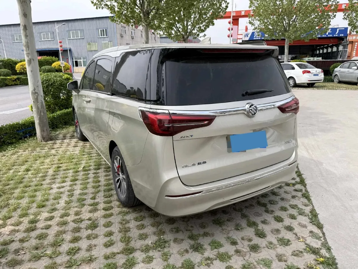2022 Buick GL8 2.0T 237HP L4 9AT,autocango,china used car exporter,china ev exporter,chinese used car exporter,chinese used ev exporter