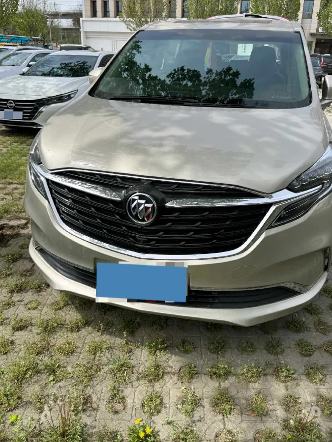 2022 Buick GL8 2.0T 237HP L4 9AT,autocango,china used car exporter,china ev exporter,chinese used car exporter,chinese used ev exporter