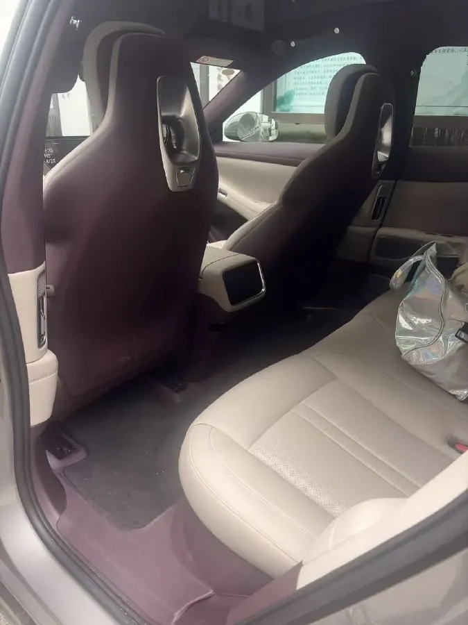 2025 MI YU7 BEV 96.3KWH,autocango,china used car exporter,china ev exporter,chinese used car exporter,chinese used ev exporter