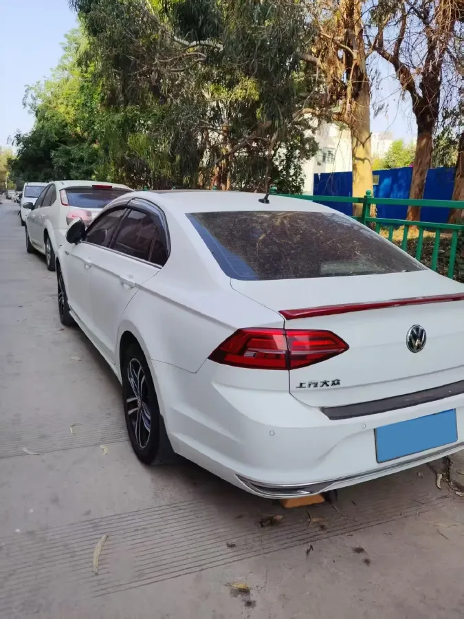 2019 Volkswagen Tayron 2.0T 186HP L4 7DCT,autocango,china used car exporter,china ev exporter,chinese used car exporter,chinese used ev exporter