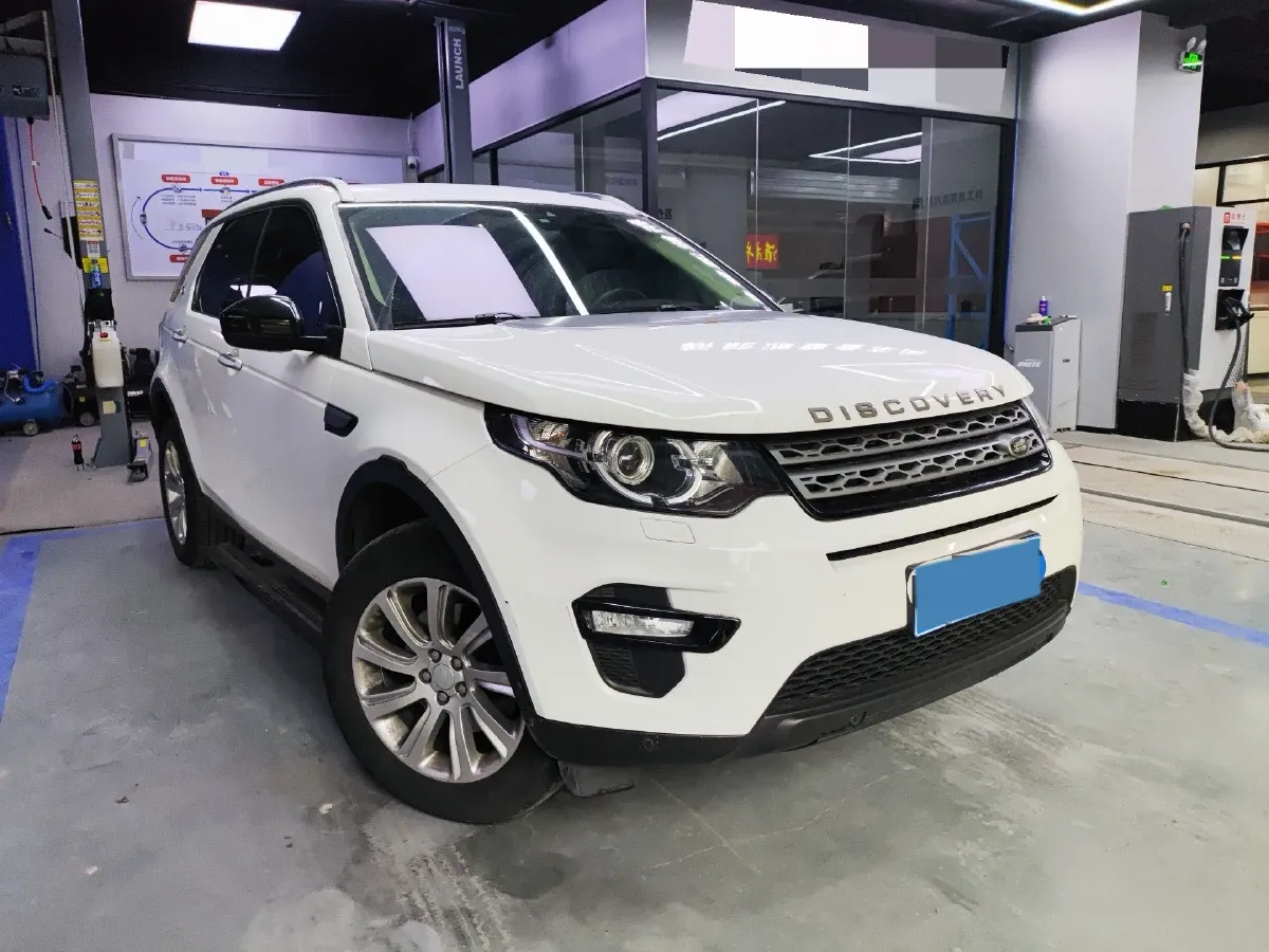 2018 Land Rover Discovery Sport 2.0T 200HP L4 9AT,autocango,china used car exporter,china ev exporter,chinese used car exporter,chinese used ev exporter